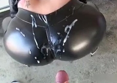 Woman Gets cumshot nearly leggings and trek nearly public